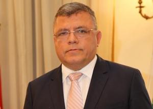 وزير الاتصالات: غير مقبول استمرار ظاهرة " الوصلة " .. ونسعى لتعزيز استثمارات البنية التحتية للإنترنت     