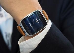 اسوس تطوير على ساعة ذكية جديدة غير مدعومة بنظام" Android Wear "