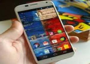 طرح تحديث الأندرويد 5.1 Lollipop للجيل الأول والثاني من الهاتف Moto X