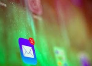 " آبل " تغلق ثغرة في برنامج iMessage