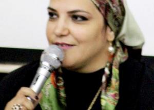 اكدت فاتن الخولى مدير مبادرة "الابداع ...طريقك للنجاح " بالجامعات المصرية وجود العديد من المسابقات التي تقوم الشركات العاملة بتنفيذها ، مثل شركة تي آي داتا وإنتل ومايكروسوفت ونوكيا وسامسونج و IBM ، وغيرها من المسابقات التي تعتبر نوعا من أنواع الاحتكاك بين الطلاب والخريجين في المجالات التكنولوجية ، والتي يمكن من خلالها التعرف على أولويات واحتياجات أسواق العمل التكنولوجي ، التي لا ترتبط بمكان أو سوق معين، بل تكاد تكون موحدة في جميع اسواق العالم ، مؤكداً أن هذه المسابقات تساعد الشباب في عملية الاحتكاك ، وال