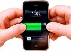 Mophie تصدر بطاريات واقية جديدة لهواتف iPhone تدعم تقنية الشحن اللاسلكي
