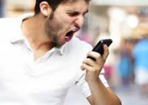 وداعاً لمشاكل البطارية: اشحن هاتفك بالصراخ عليه
